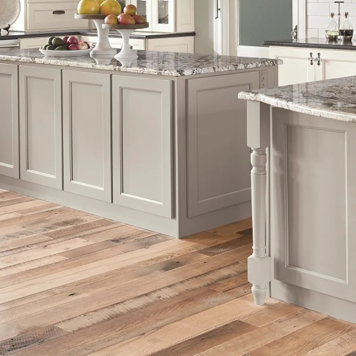 Wolf Artisan Broadleaf