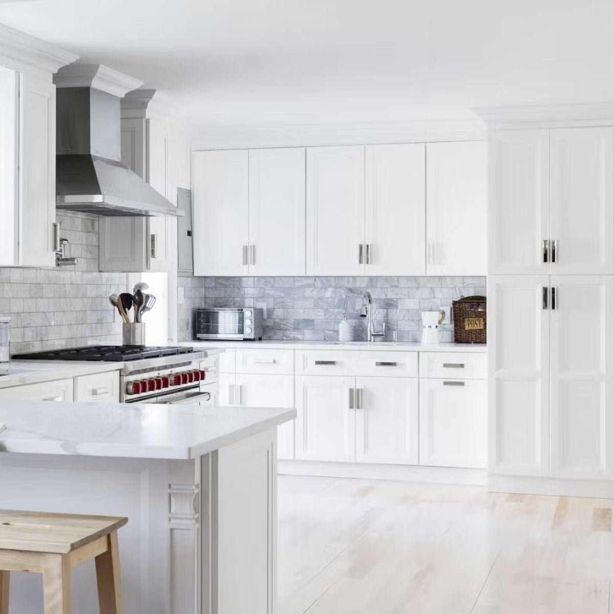 Fabuwood Allure Onyx Frost