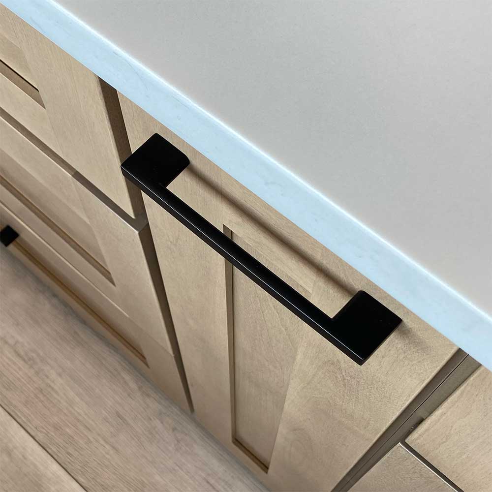 5’’ Matte Black Cabinet Pull H8372 96MB Hardware