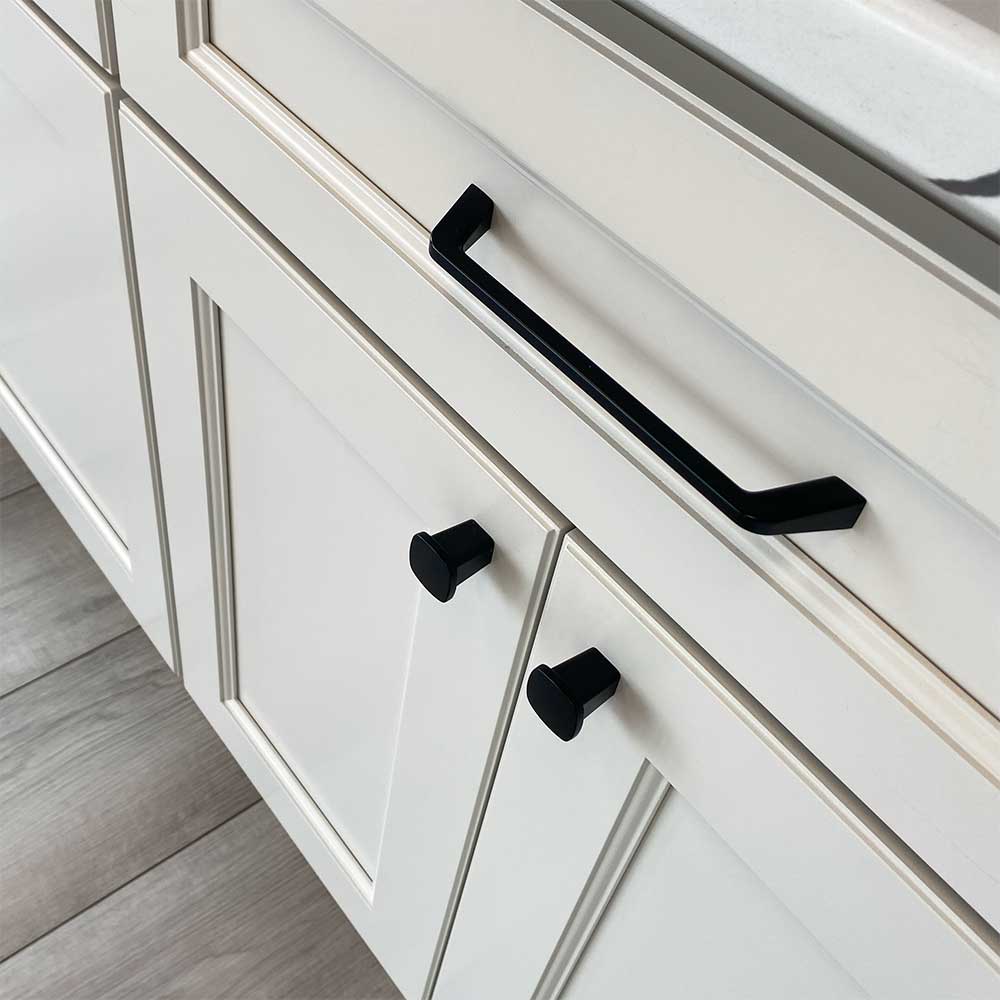 6 1/3 in Matte Black Pull Handle H1208-160MB - Hardware