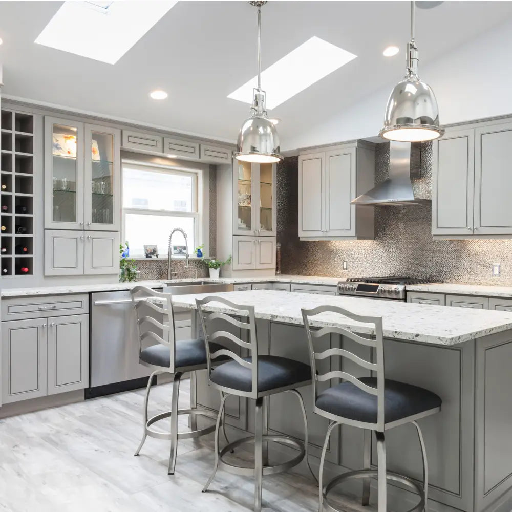 J & K Transitional Greige K3 Door Sample