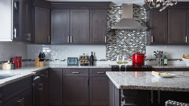 Fabuwood vs. KraftMaid: Choosing the Best Brand for Your Kitchen Makeover